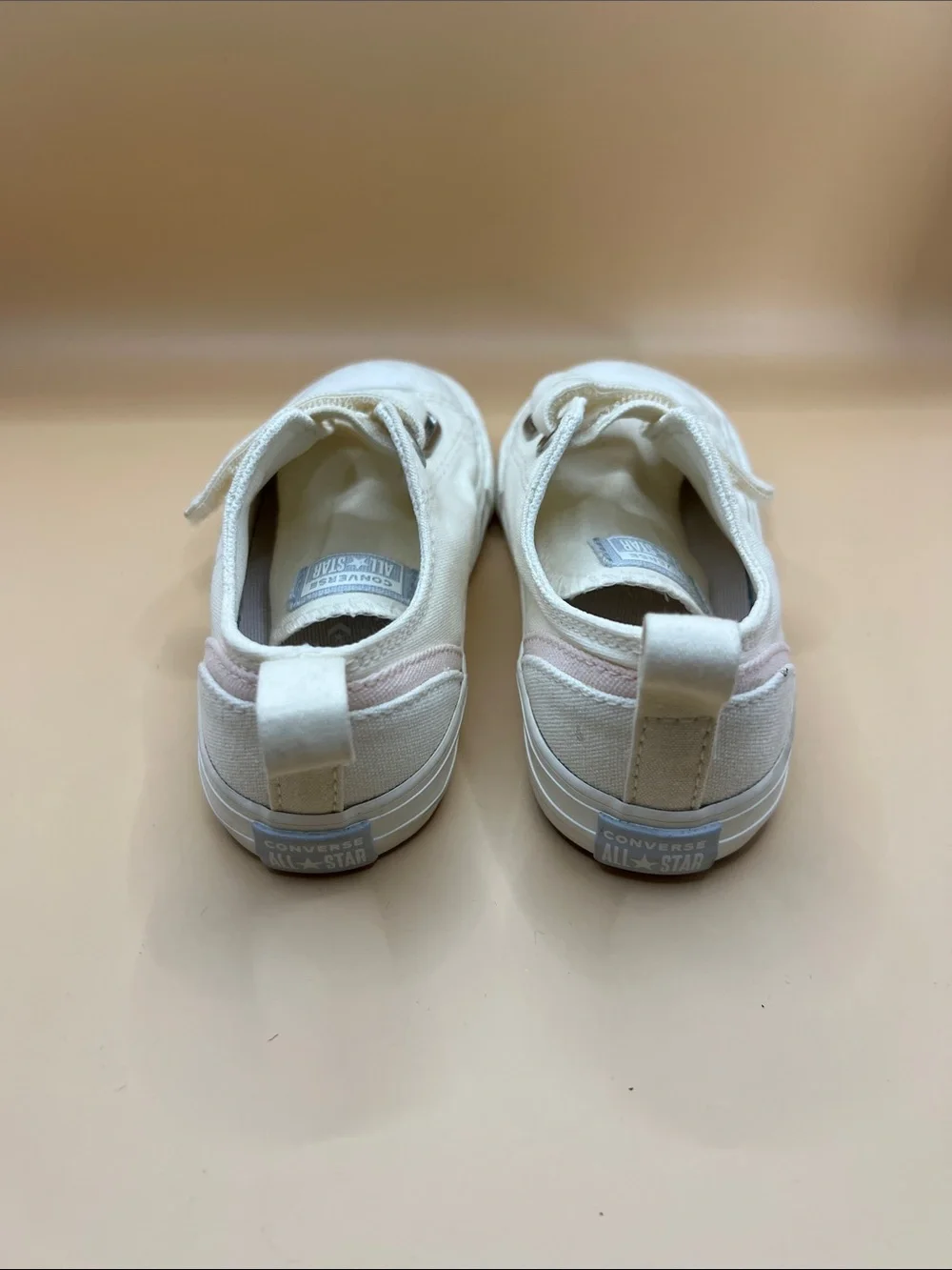 Converse easy off